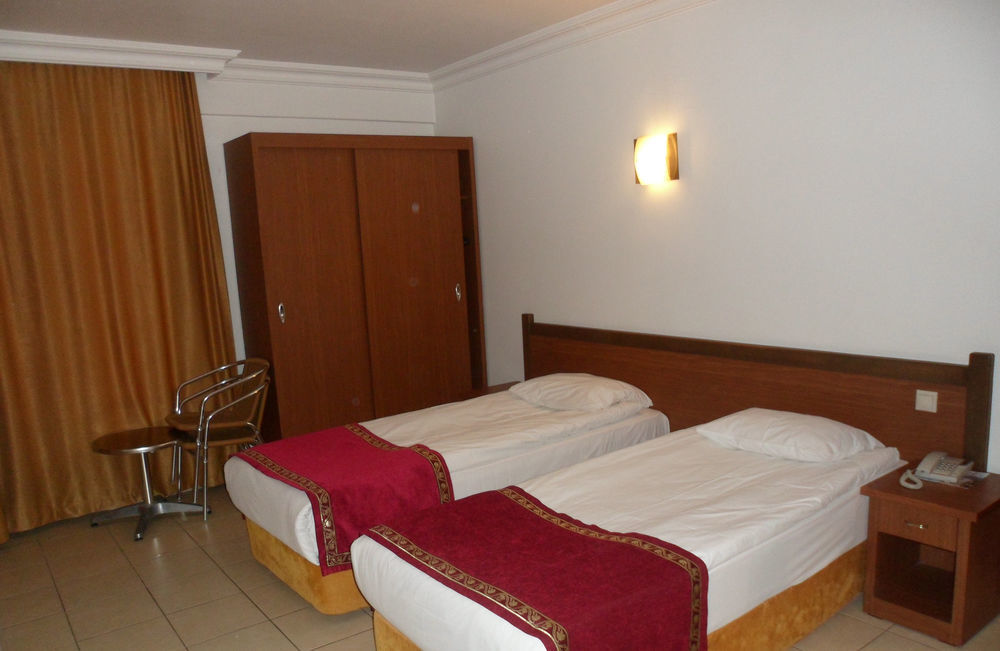Royal Hill Otel 3*